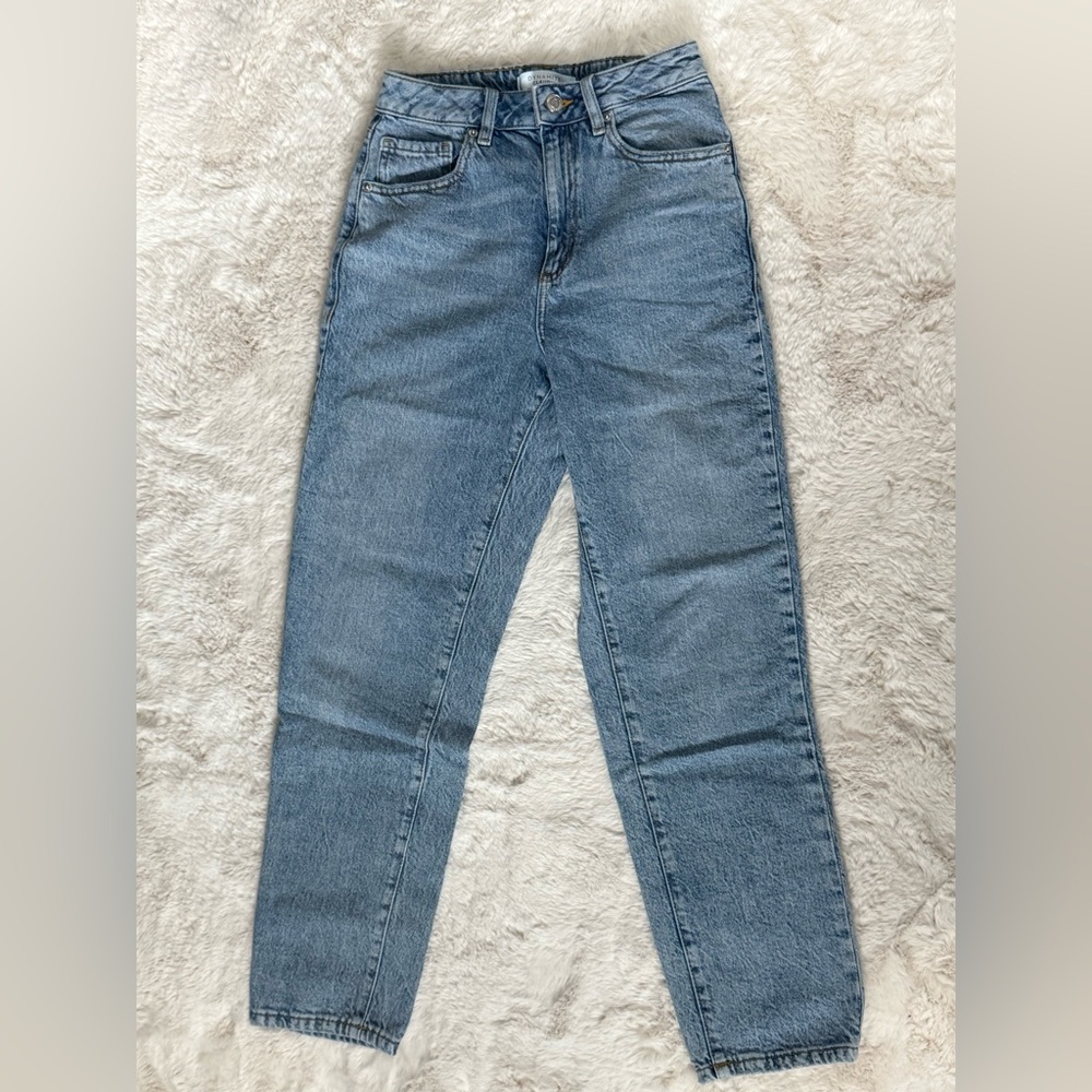 DYNAMITE Straight-leg blue jeans #straightlegjeans